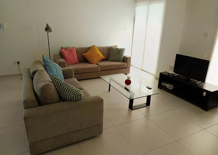 Lejlighed With Amazing Location Larnaca