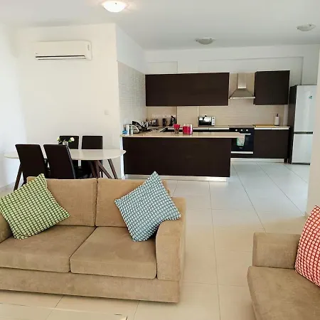 Appartement With Amazing Location *