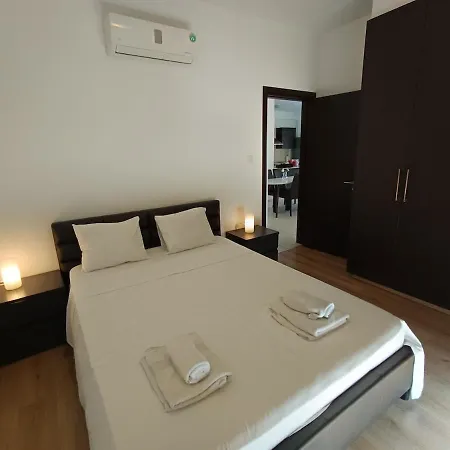 Appartement With Amazing Location *