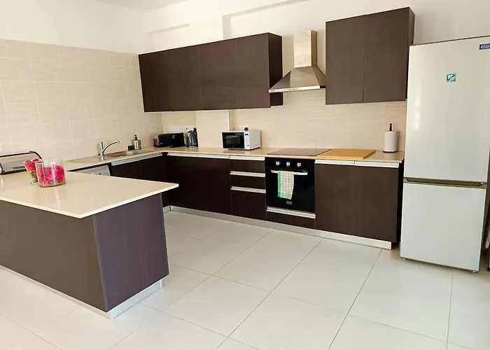 Appartement With Amazing Location